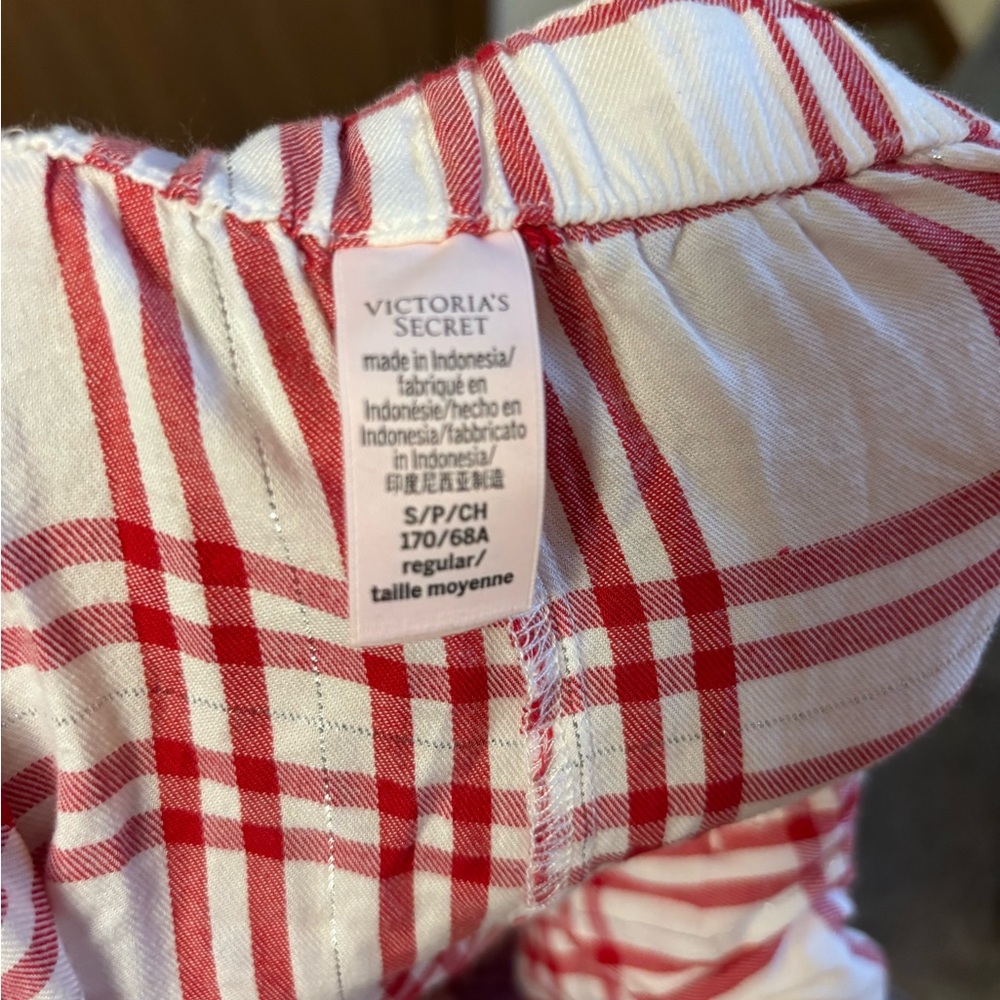 Victoria's Secret Red and White Plaid Pajama Pants - Picture 2 of 2